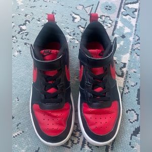 Nike court borough low